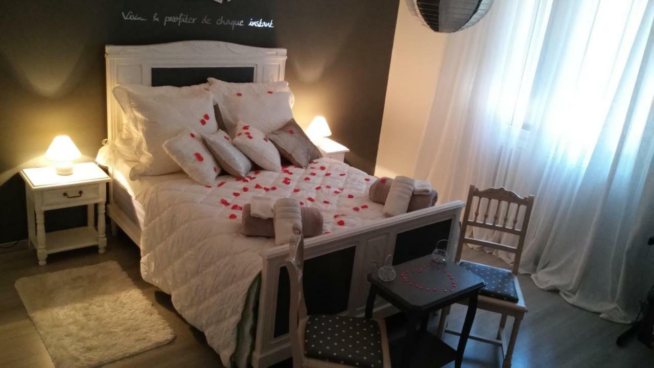 ホテル Bienvenue Chez Zina ヴズール エクステリア 写真