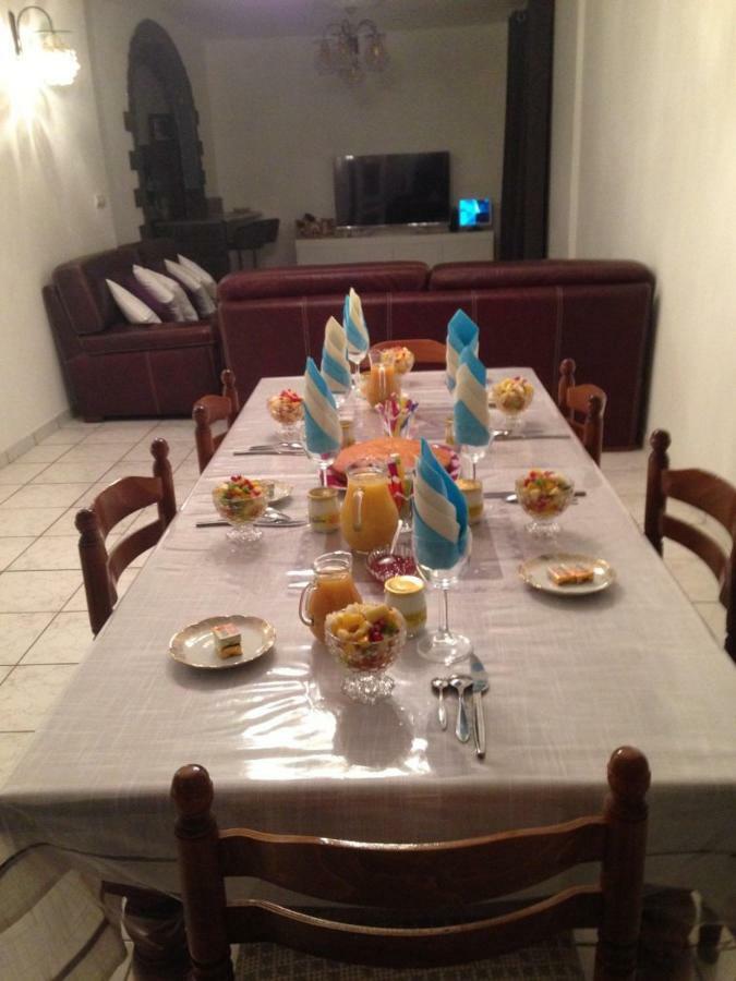 ホテル Bienvenue Chez Zina ヴズール エクステリア 写真